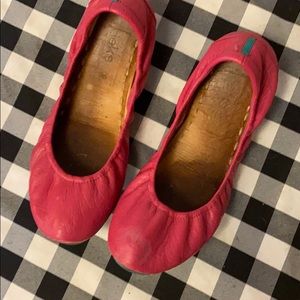 Pink Tieks